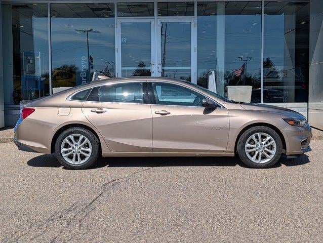 Used 2018 Chevrolet Malibu 1LT with VIN 1G1ZD5ST4JF134663 for sale in Saint Paul, Minnesota