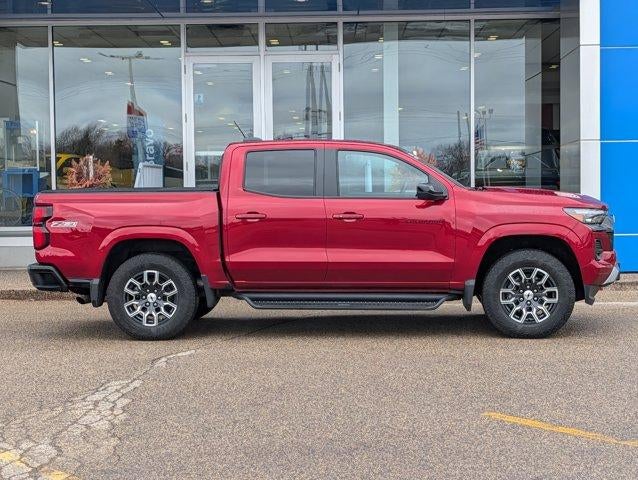 Used 2024 Chevrolet Colorado Z71 with VIN 1GCPTDEK7R1139718 for sale in Saint Paul, Minnesota