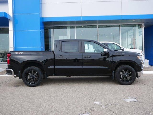 Used 2023 Chevrolet Silverado 1500 LT with VIN 1GCUDDE89PZ329524 for sale in Saint Paul, Minnesota