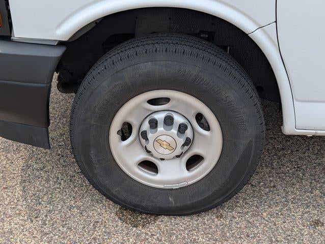 2025 Chevrolet Express Cargo Base