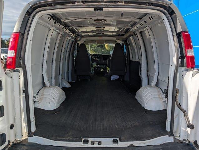 2025 Chevrolet Express Cargo Base