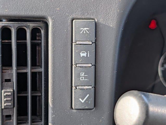 2025 Chevrolet Express Cargo Base