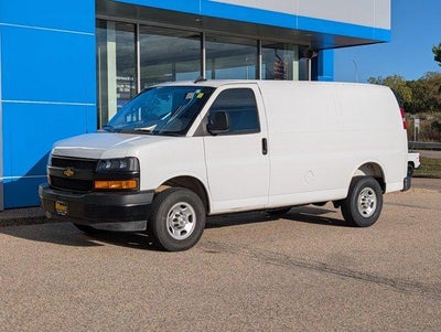 2025 Chevrolet Express Cargo Base