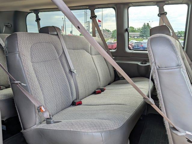 2025 GMC Savana Passenger LT