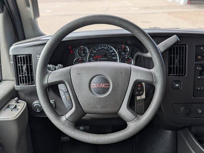 2025 GMC Savana Passenger LT