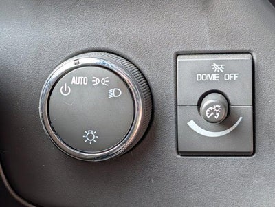 2025 GMC Savana Passenger LT