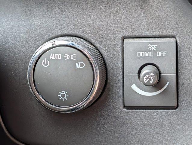 2025 GMC Savana Passenger LT