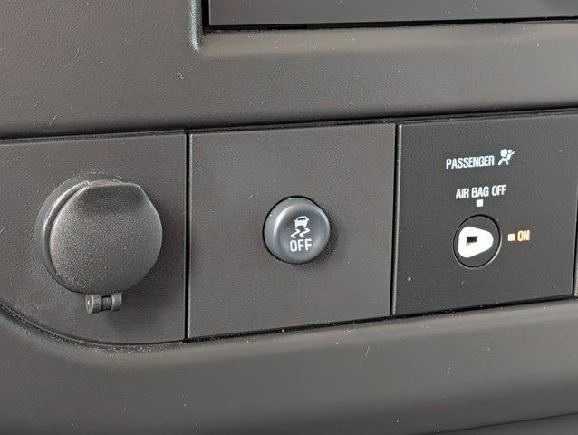 2025 GMC Savana Passenger LT