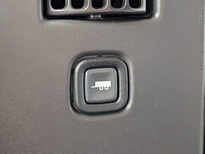 2025 GMC Savana Passenger LT