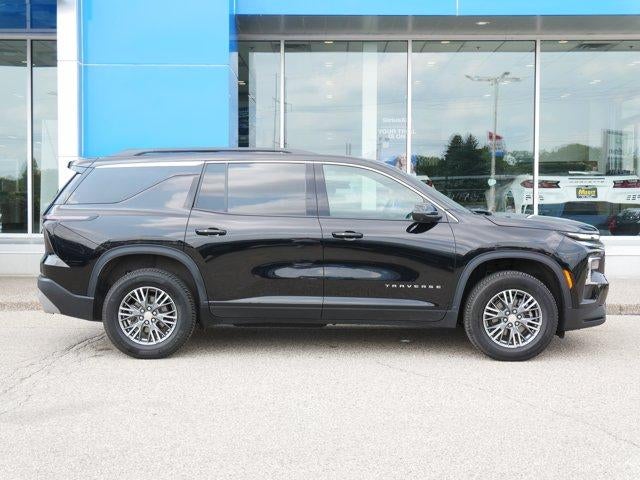 Used 2024 Chevrolet Traverse 2LT with VIN 1GNEVGKS2RJ185455 for sale in Saint Paul, Minnesota