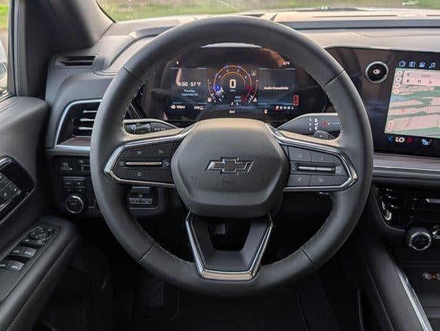 2027 Chevrolet Suburban Z71 - Photo 13