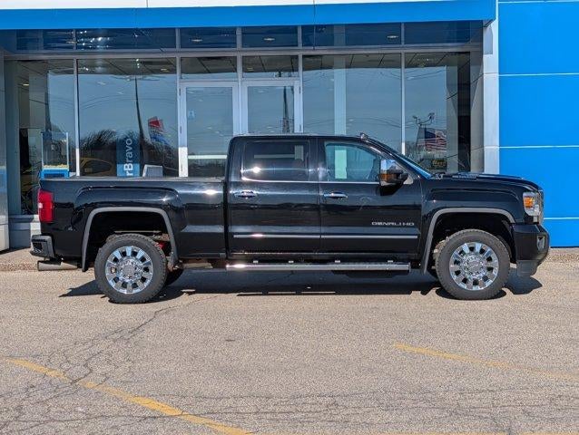 Used 2019 GMC Sierra 2500 Denali HD Denali with VIN 1GT12SEY5KF176793 for sale in Saint Paul, Minnesota