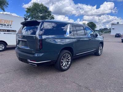 2025 Cadillac Escalade ESV Premium Luxury