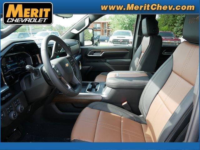 2025 Chevrolet Silverado 3500 HD High Country