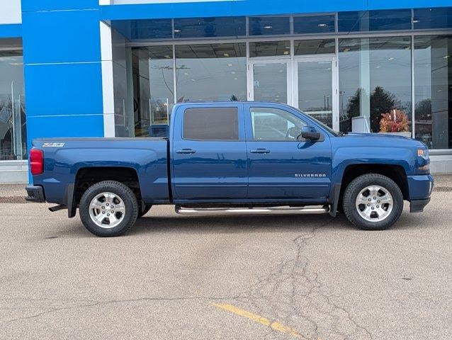 Used 2016 Chevrolet Silverado 1500 LT with VIN 3GCUKREC3GG356158 for sale in Saint Paul, Minnesota