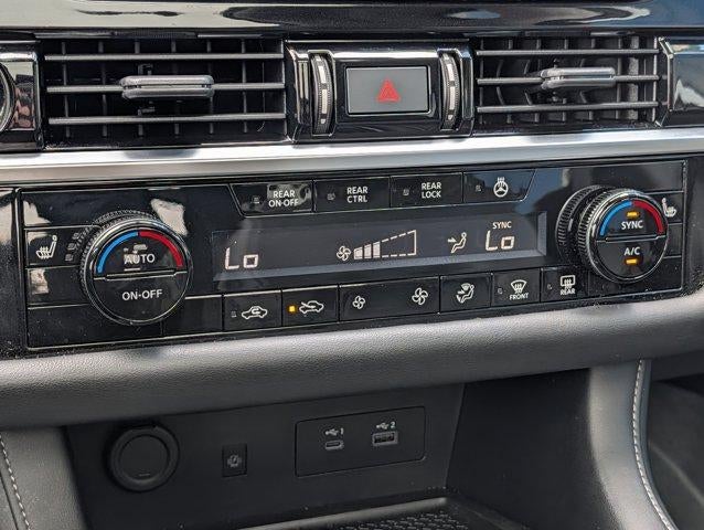 2023 Nissan Pathfinder SL 4WD