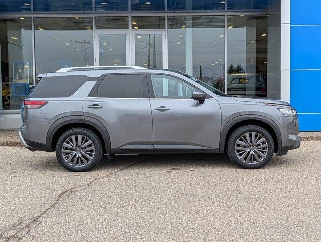 Used 2023 Nissan Pathfinder SL with VIN 5N1DR3CD2PC228593 for sale in Saint Paul, Minnesota