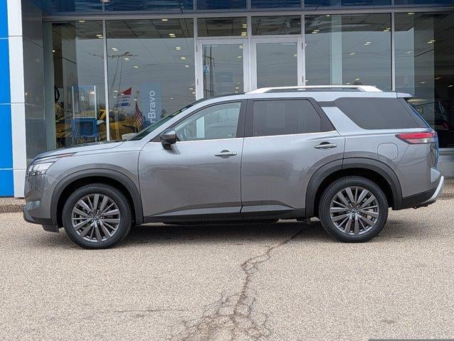 2023 Nissan Pathfinder SL 4WD